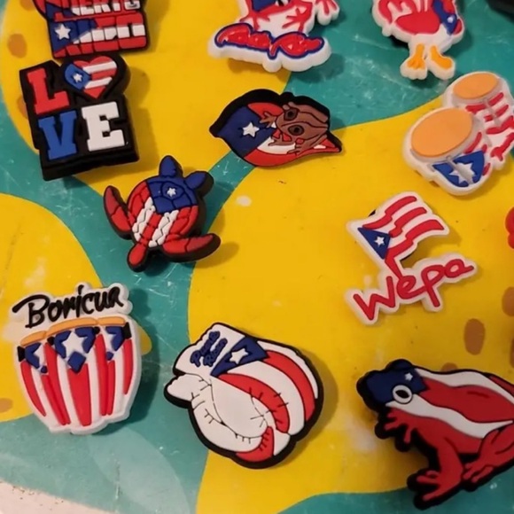 2 / $10 CROCS CHARM SALE !! BUNDLE TO SAVE - Check out my closet for more - Picture 5 of 10